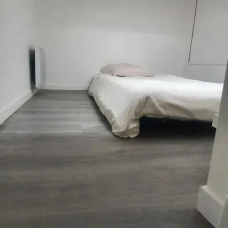 Maison Au Calme Avec Jardin Et Grande Terrasse Holiday home Brest