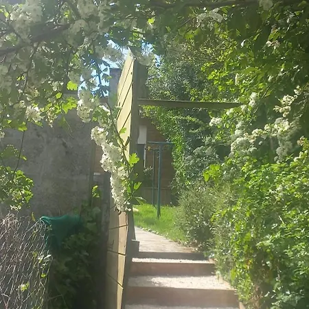 Vakantiehuis Maison Au Calme Avec Jardin Et Grande Terrasse