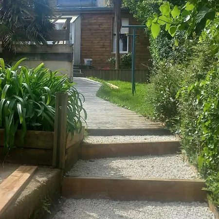 Vakantiehuis Maison Au Calme Avec Jardin Et Grande Terrasse *